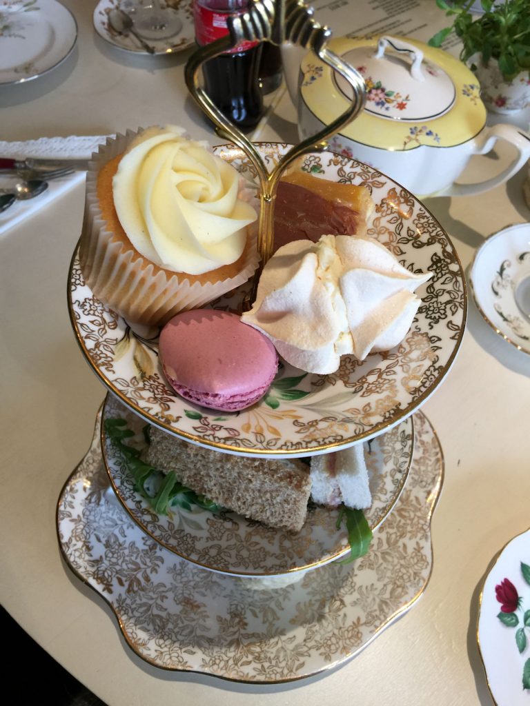 The Chipping Norton TeaSet Cotswolds Concierge